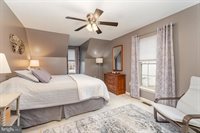 311 Melbourne Lane, Mechanicsburg, PA 17055