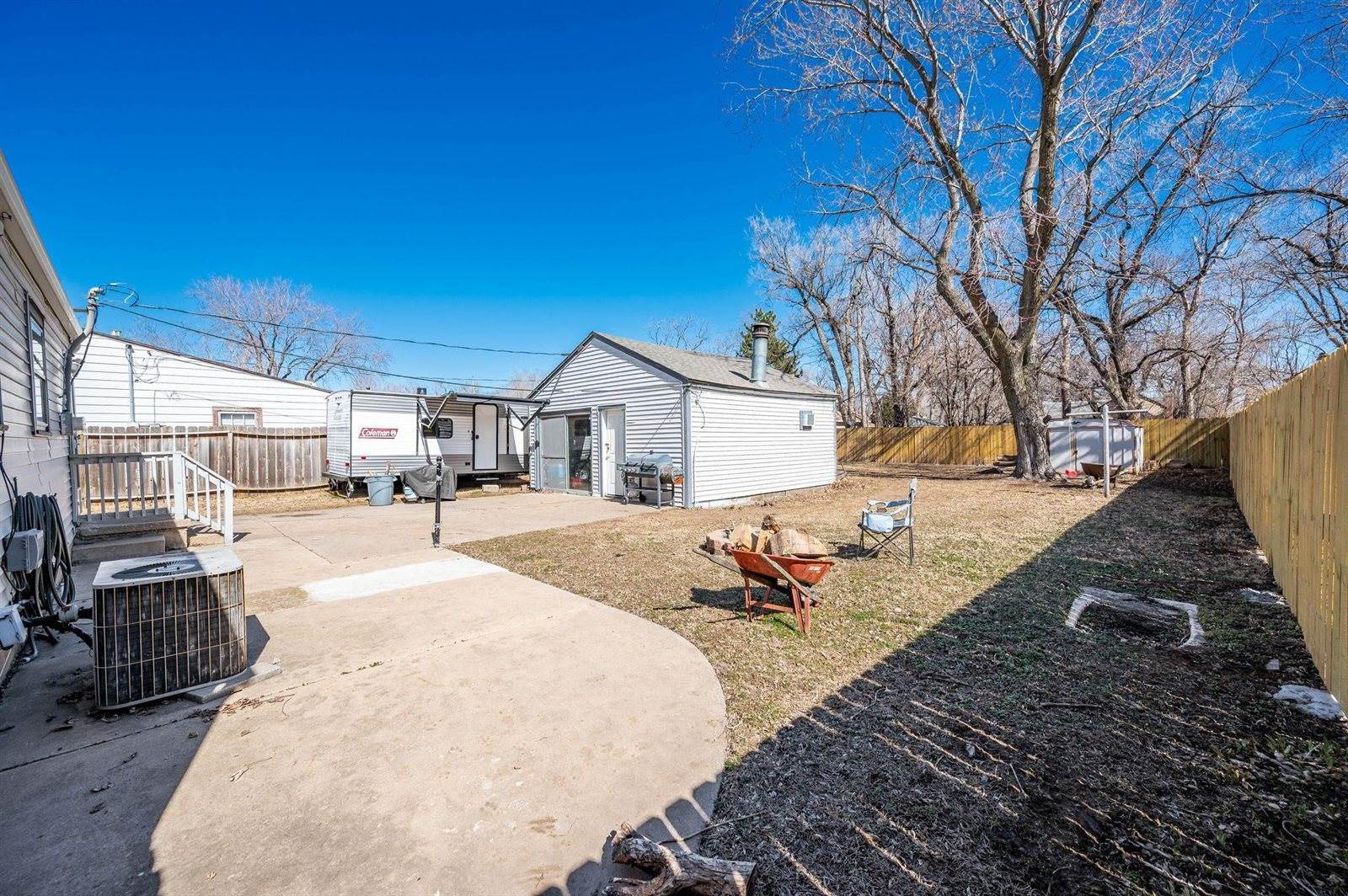 1522 South Edwards St, Wichita, KS 67213