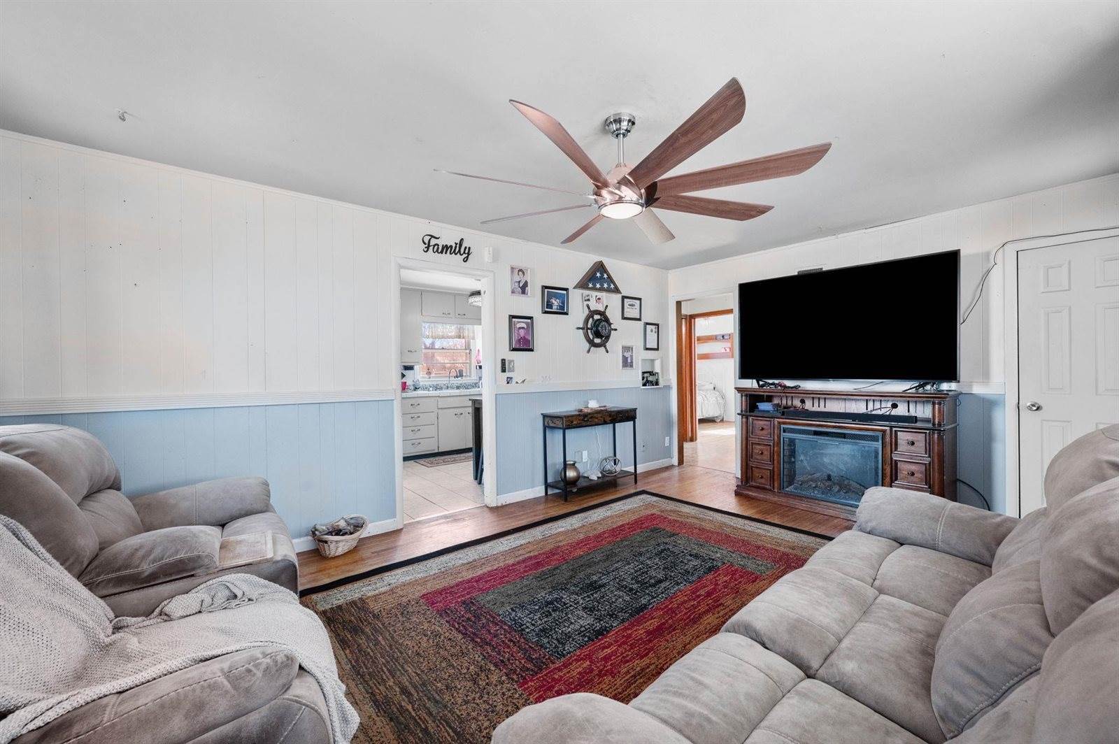 1522 South Edwards St, Wichita, KS 67213