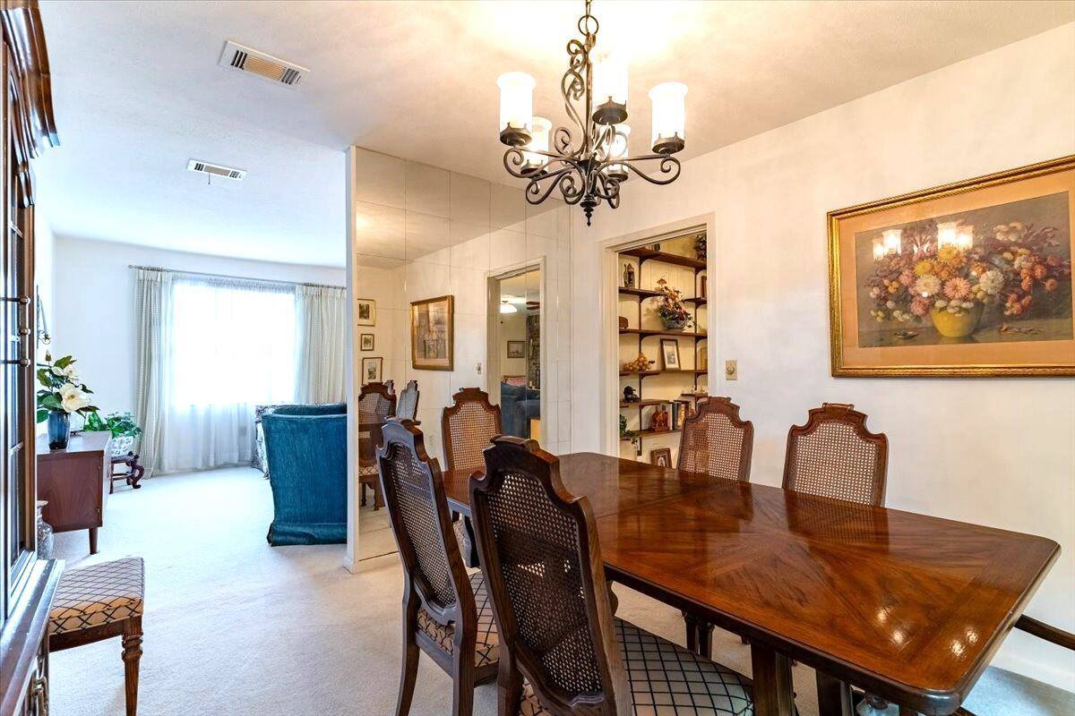 604 NE Merioneth Drive, Fort Walton Beach, FL 32547