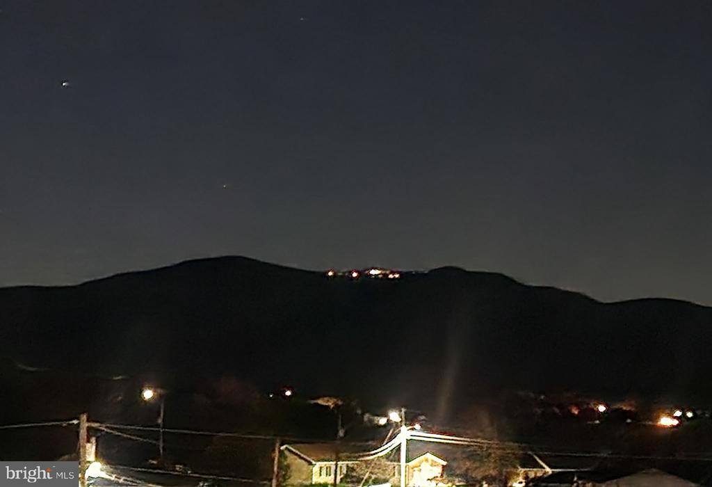 32 Greenfield Road, Luray, VA 22835