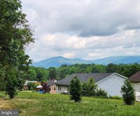 32 Greenfield Road, Luray, VA 22835