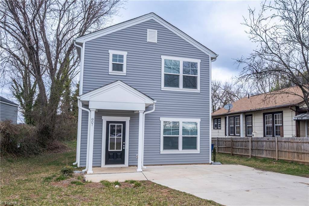 807 Akron Drive, Winston-Salem, NC 27105