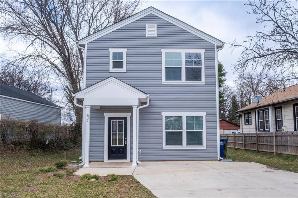 807 Akron Drive, Winston-Salem, NC 27105