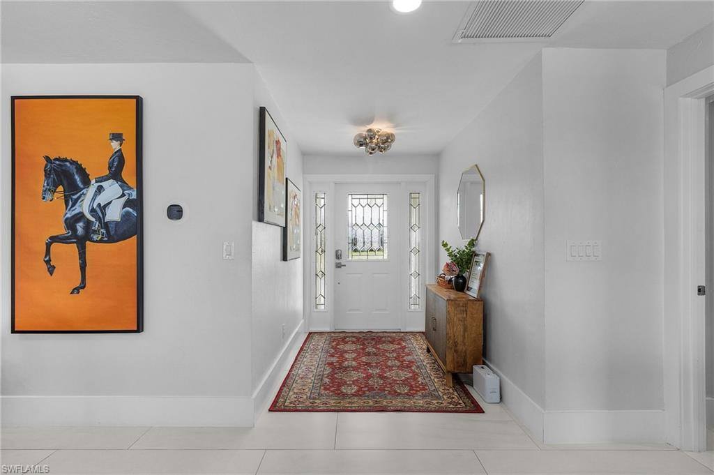 2530 SE 28th St, Cape Coral, FL 33904