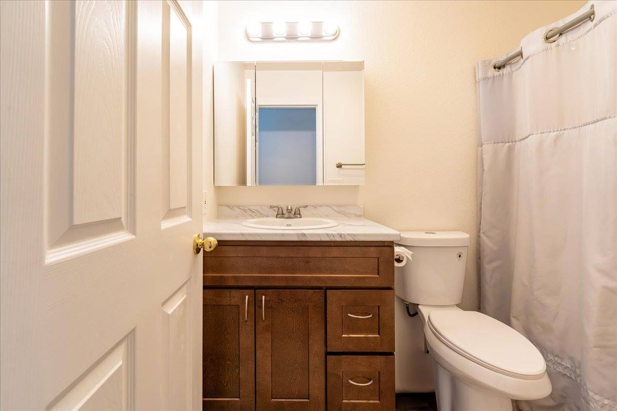 3835 Peter Hawk Ave, North Pole, AK 99705