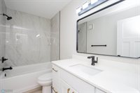 2202 33rd Avenue South, Fargo, ND 58104