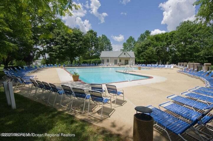 250 Daffodil Drive, Freehold, NJ 07728