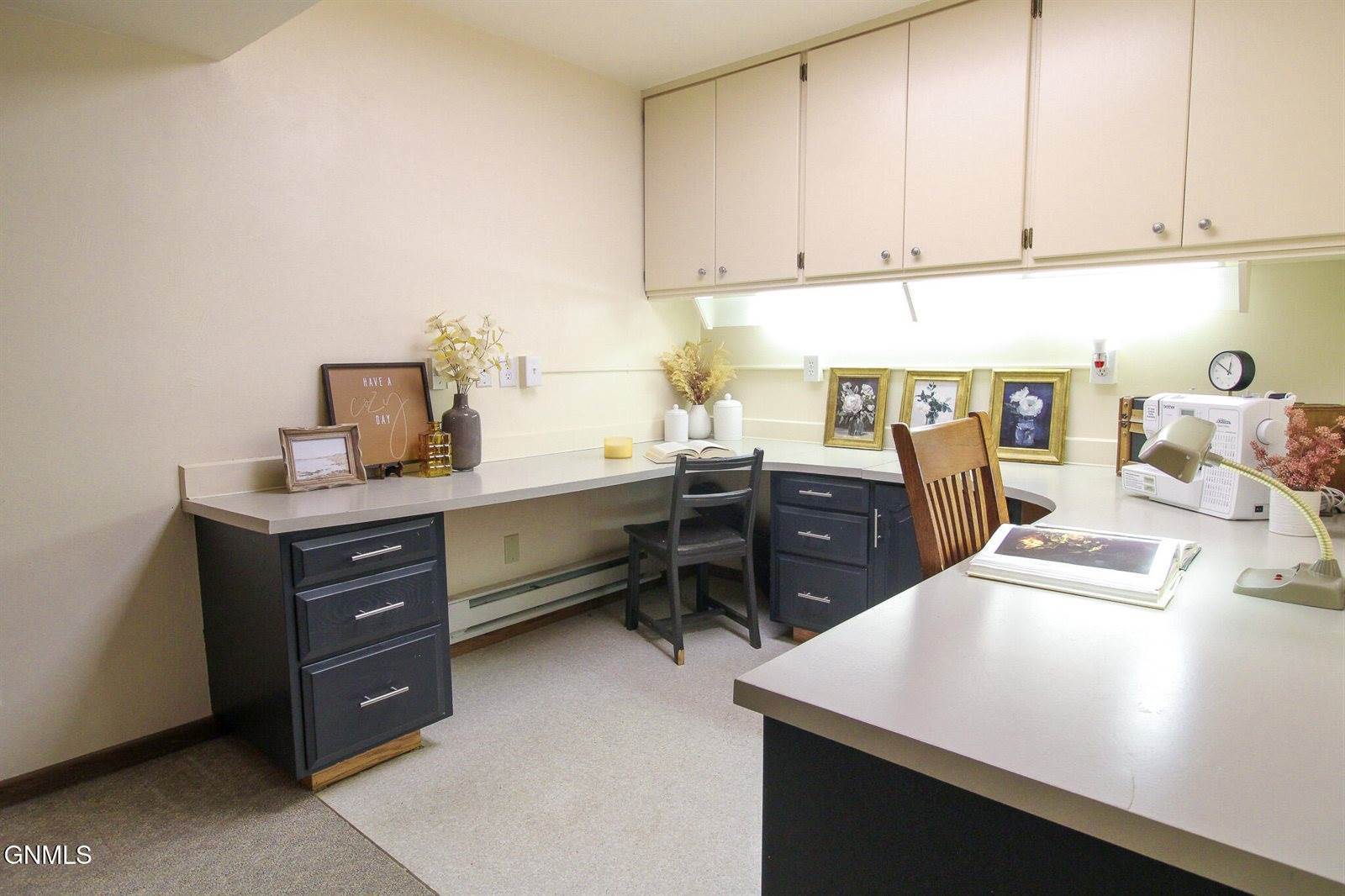 1108 N Parkview Drive, Bismarck, ND 58501