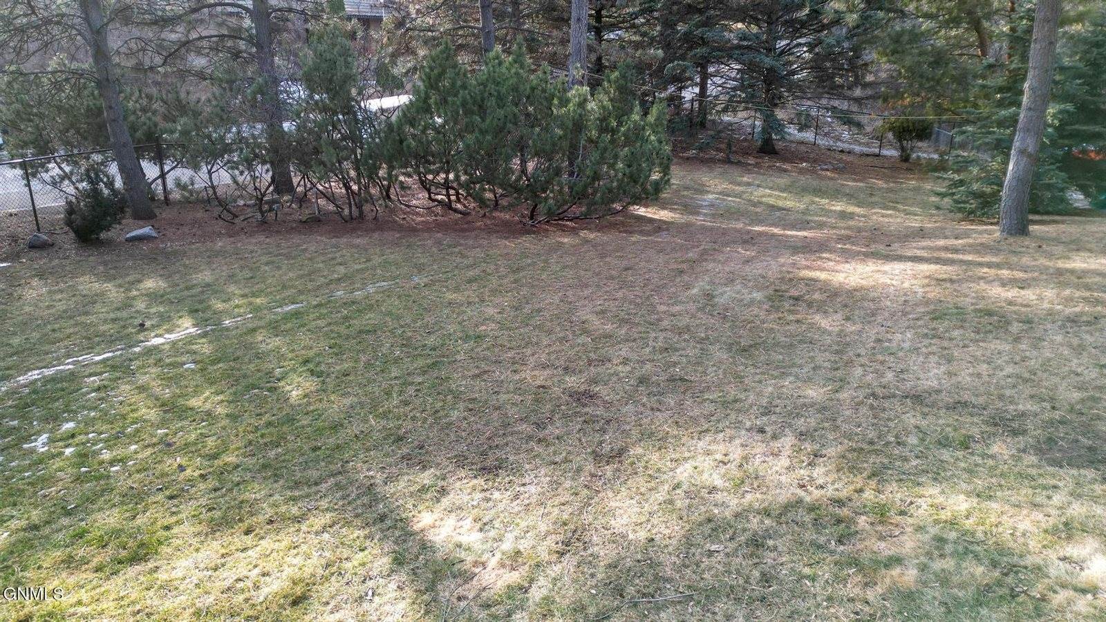 1108 N Parkview Drive, Bismarck, ND 58501