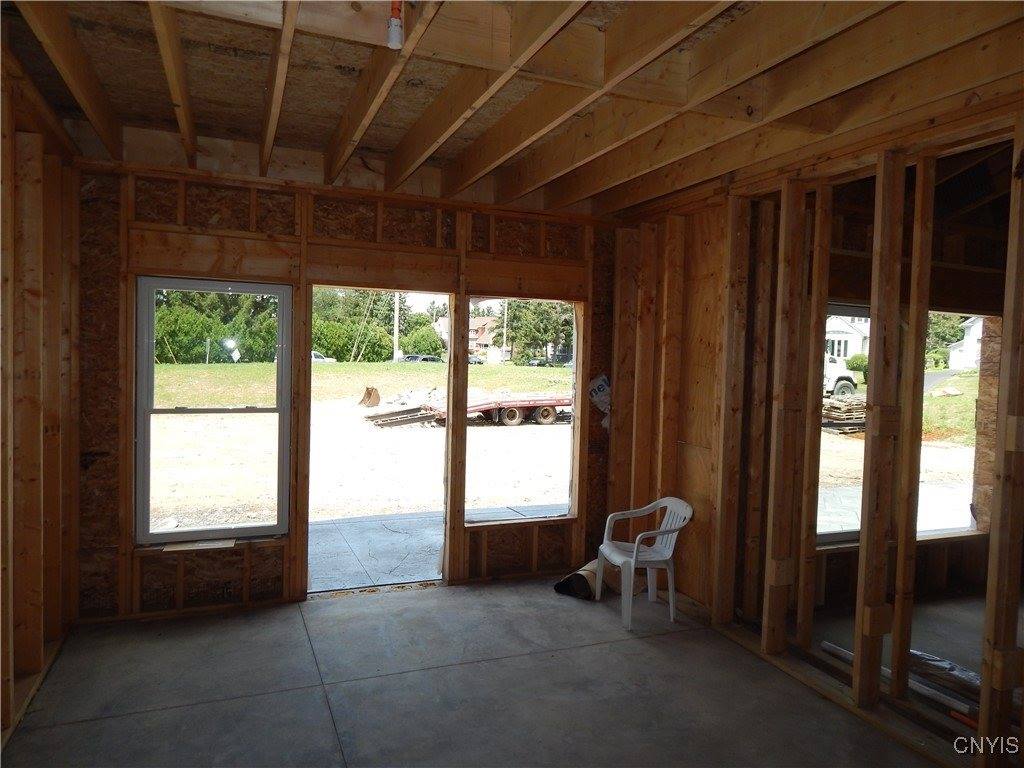 302 Bunker Hill, Syracuse, NY 13207