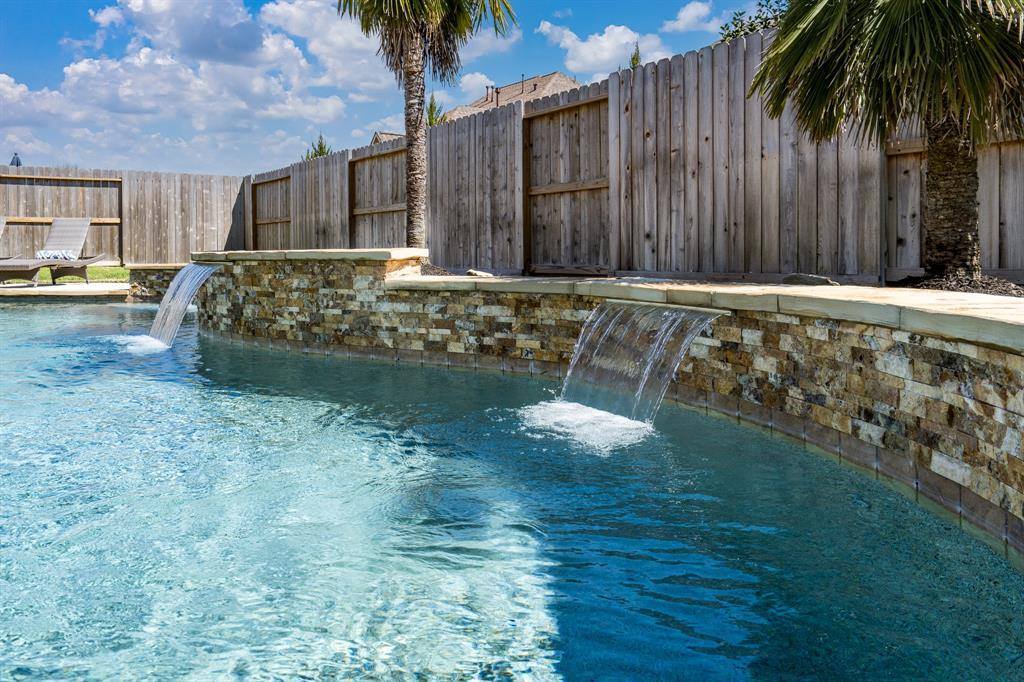 16902 East Caramel Apple Trail, Cypress, TX 77433