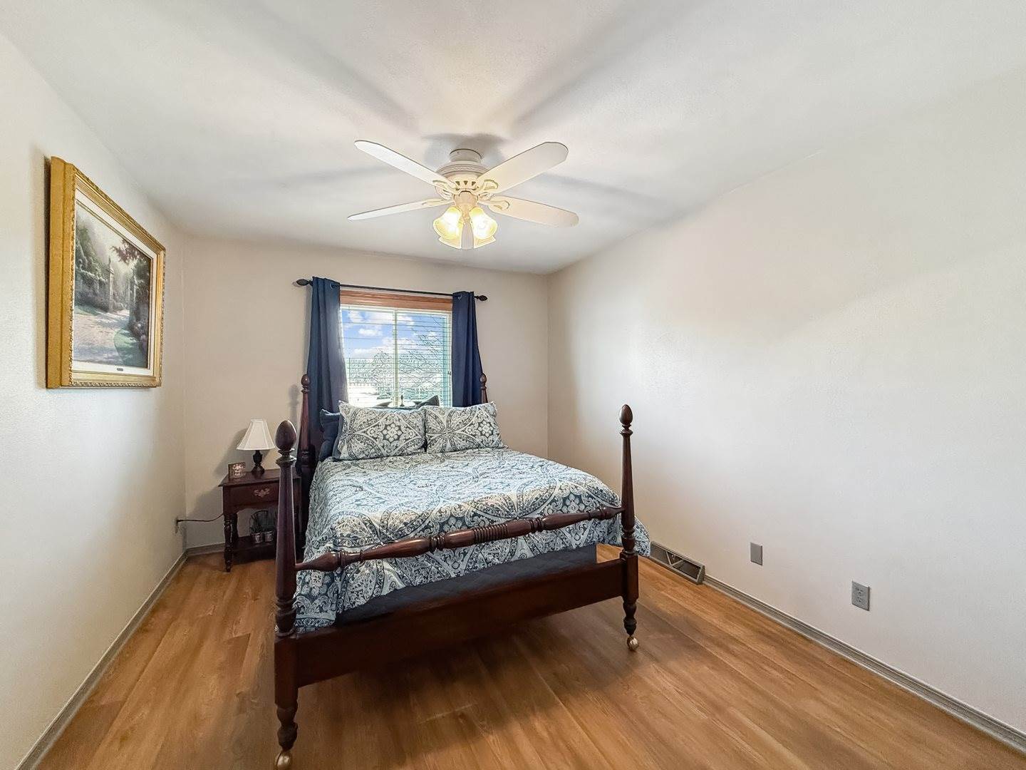 740 South Greenfield Drive, Freeport, IL 61032