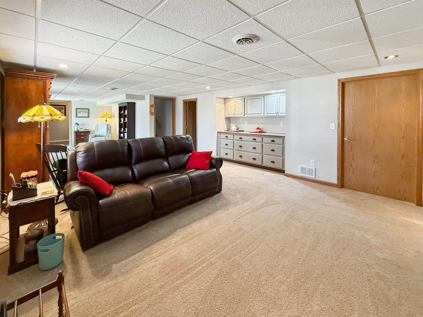 740 South Greenfield Drive, Freeport, IL 61032