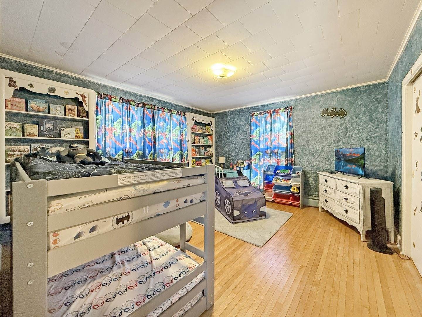 1254 South Carroll Avenue, Freeport, IL 61032