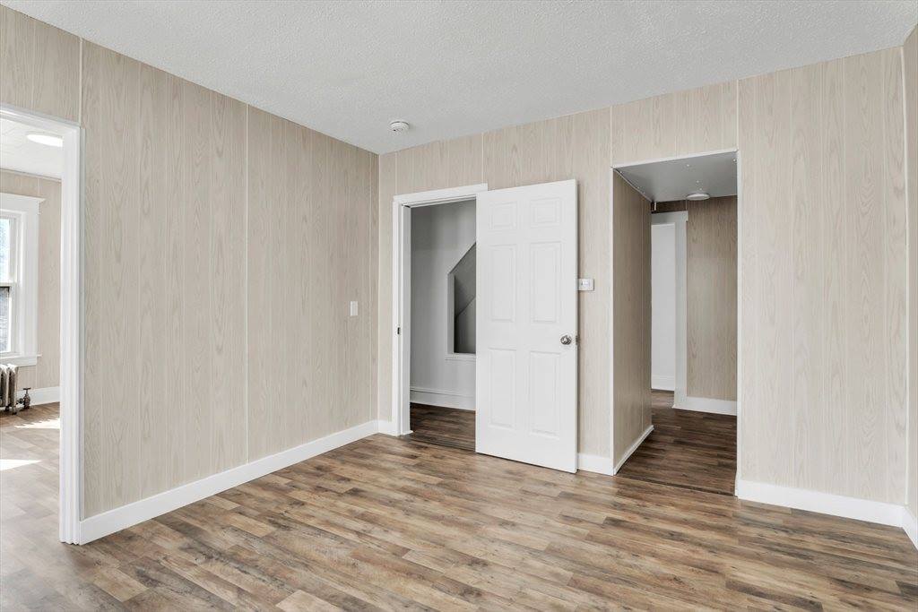171 Massasoit St, Springfield, MA 01107