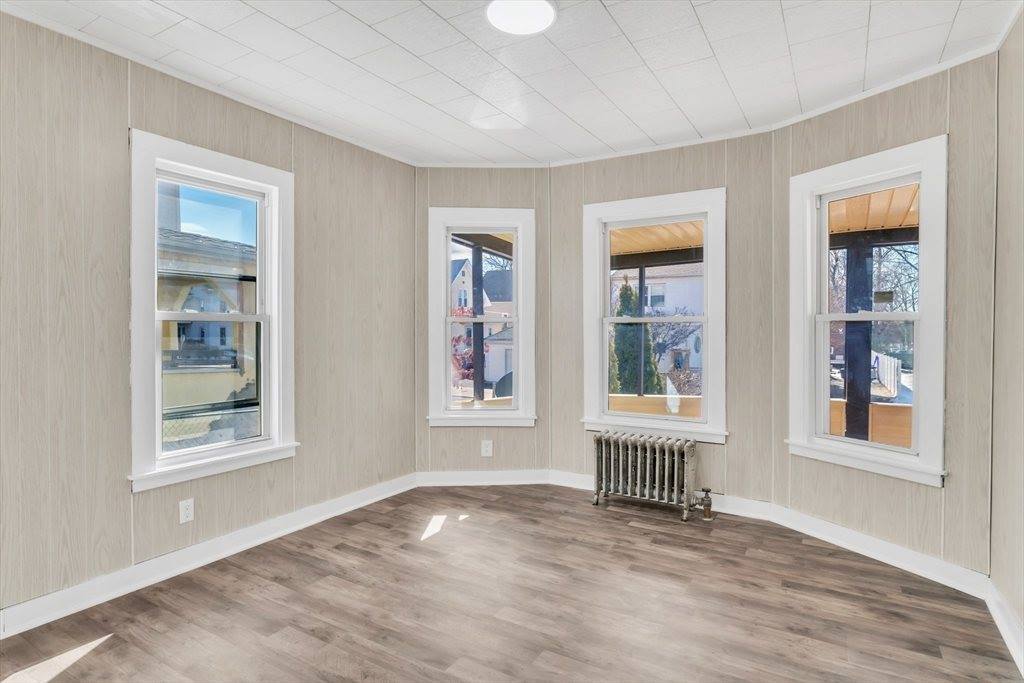 171 Massasoit St, Springfield, MA 01107