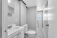171 Massasoit St, Springfield, MA 01107