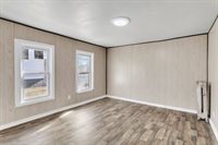 171 Massasoit St, Springfield, MA 01107