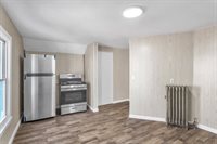 171 Massasoit St, Springfield, MA 01107