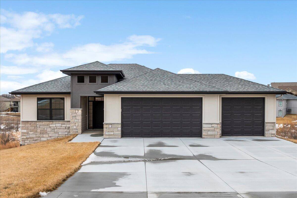 22041 Elderberry Road, Glenwood, IA 51534