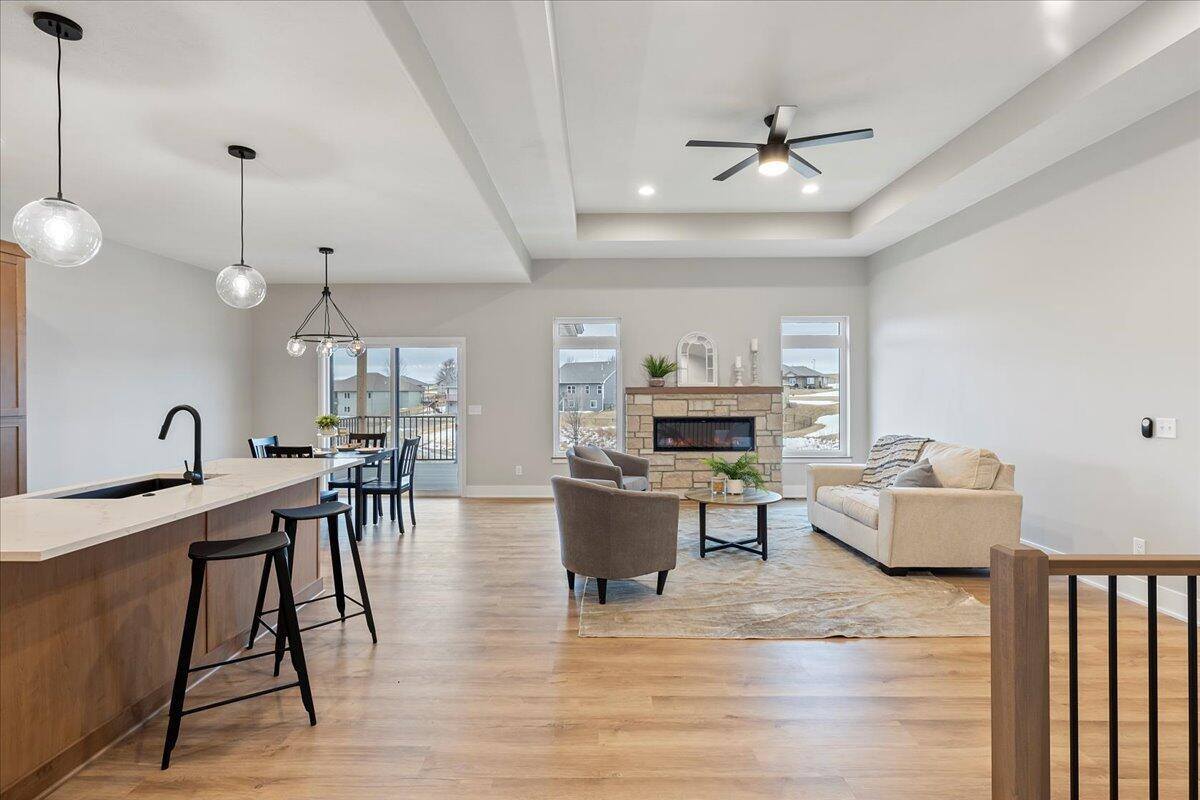 22041 Elderberry Road, Glenwood, IA 51534