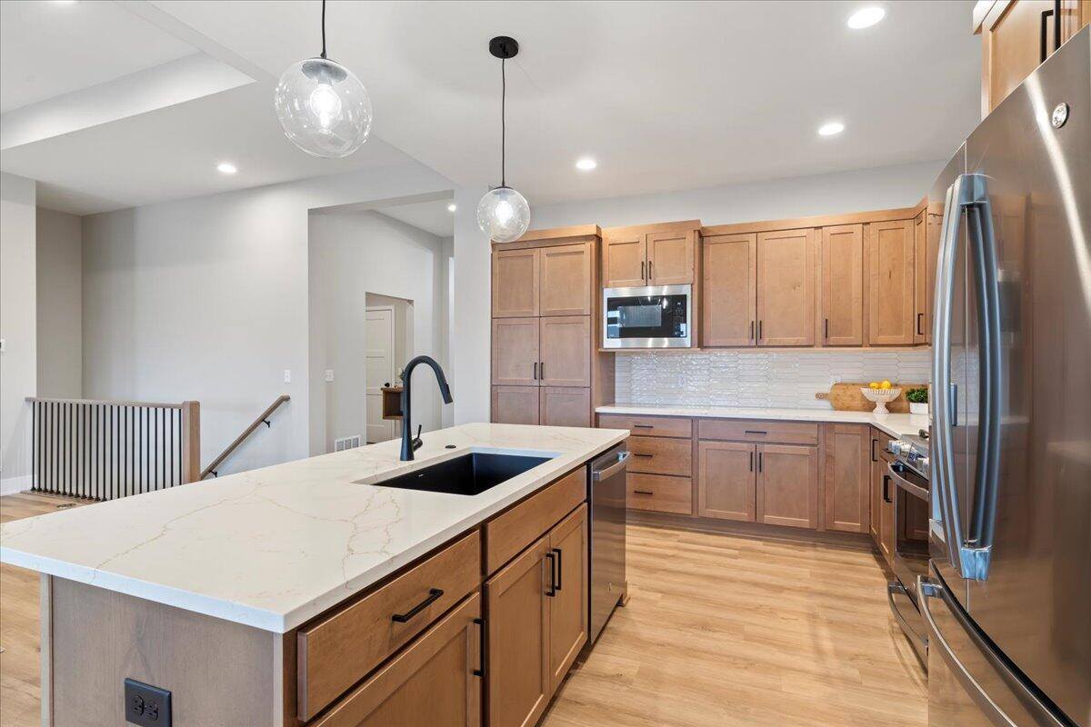 22041 Elderberry Road, Glenwood, IA 51534