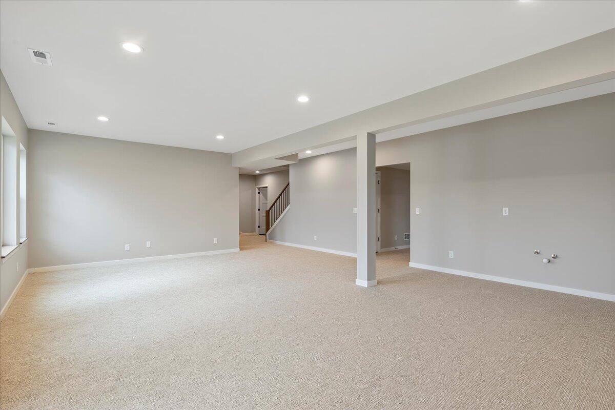 22041 Elderberry Road, Glenwood, IA 51534