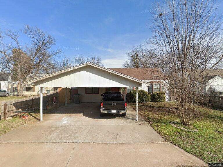 839 NW 17th St, Lawton, OK 73507