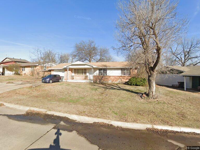 4303 NW Williams, Lawton, OK 73505