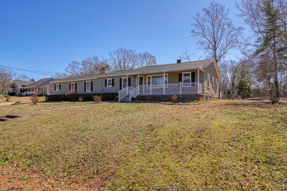 143 Greenway, Cowpens, SC 29330