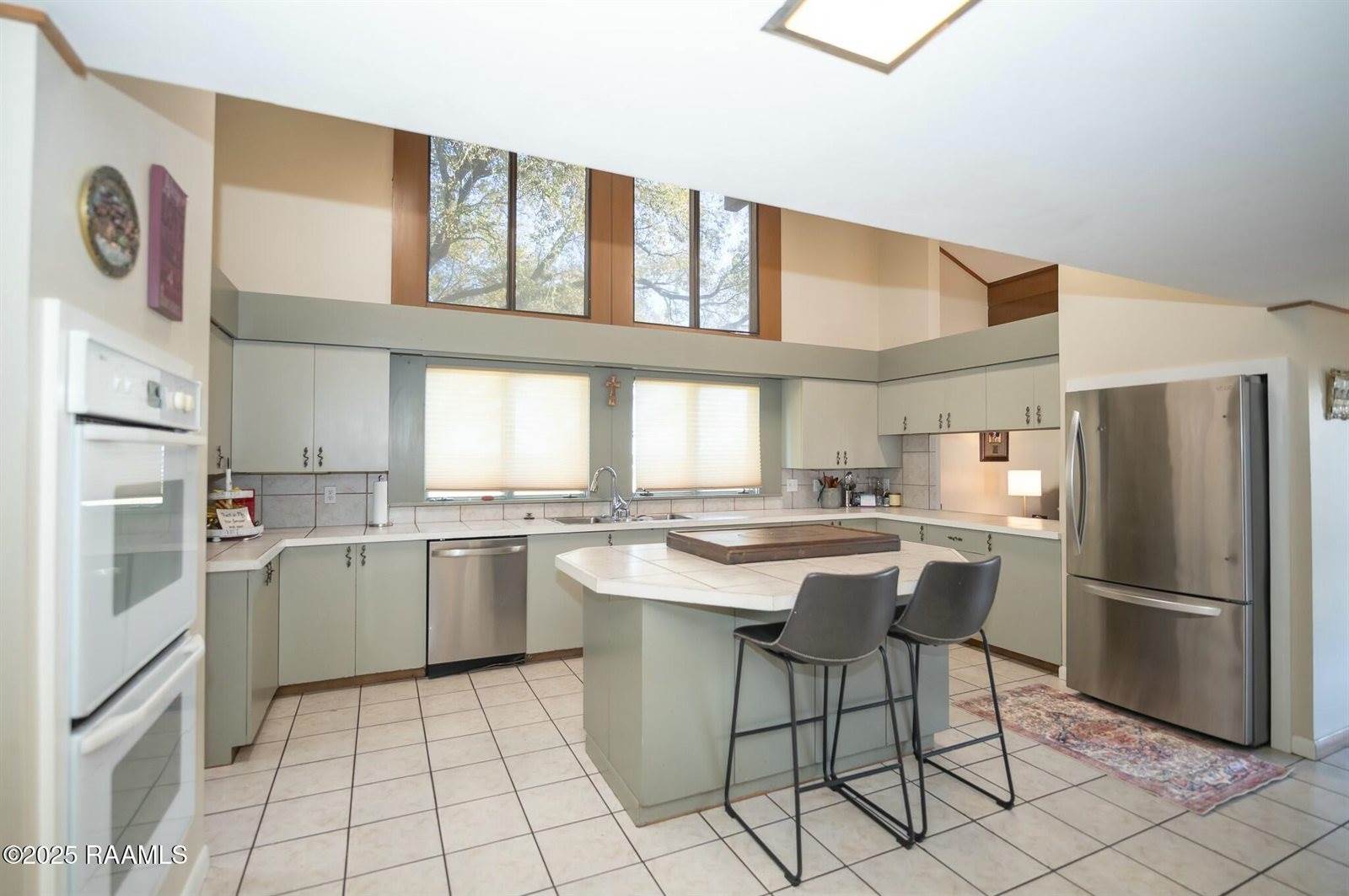 2675 Pine Point Road, Ville Platte, LA 70586