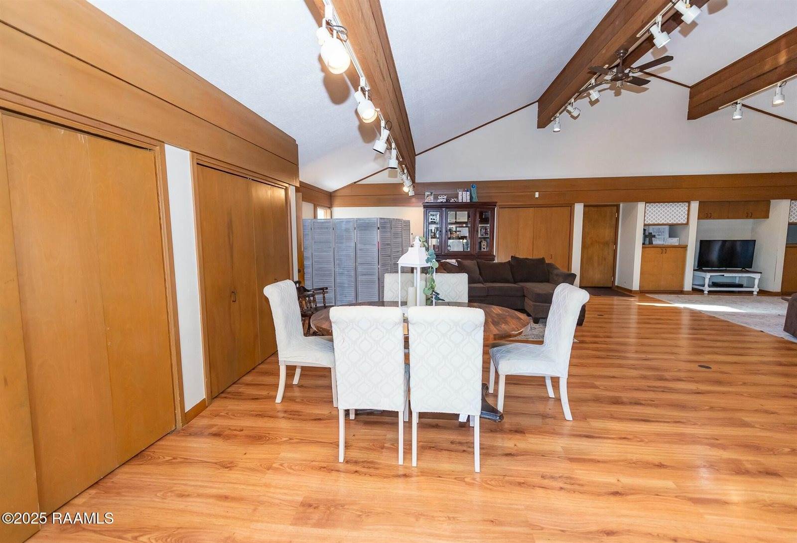 2675 Pine Point Road, Ville Platte, LA 70586