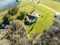 2675 Pine Point Road, Ville Platte, LA 70586