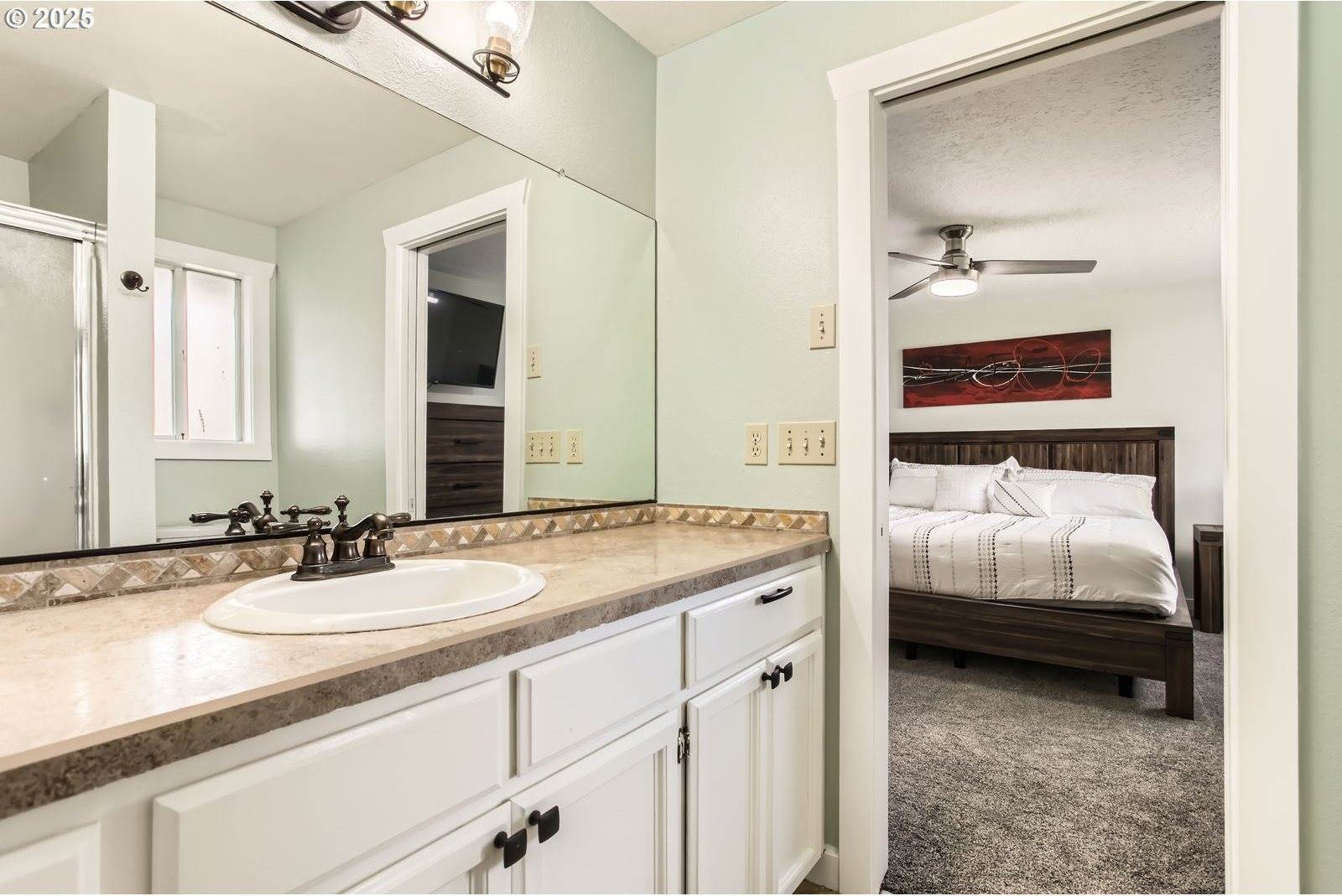 1415 SW 28TH St, Troutdale, OR 97060