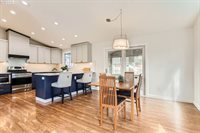 1415 SW 28TH St, Troutdale, OR 97060