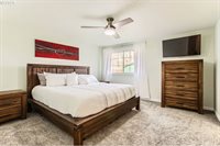 1415 SW 28TH St, Troutdale, OR 97060