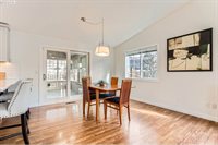 1415 SW 28TH St, Troutdale, OR 97060