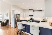 1415 SW 28TH St, Troutdale, OR 97060