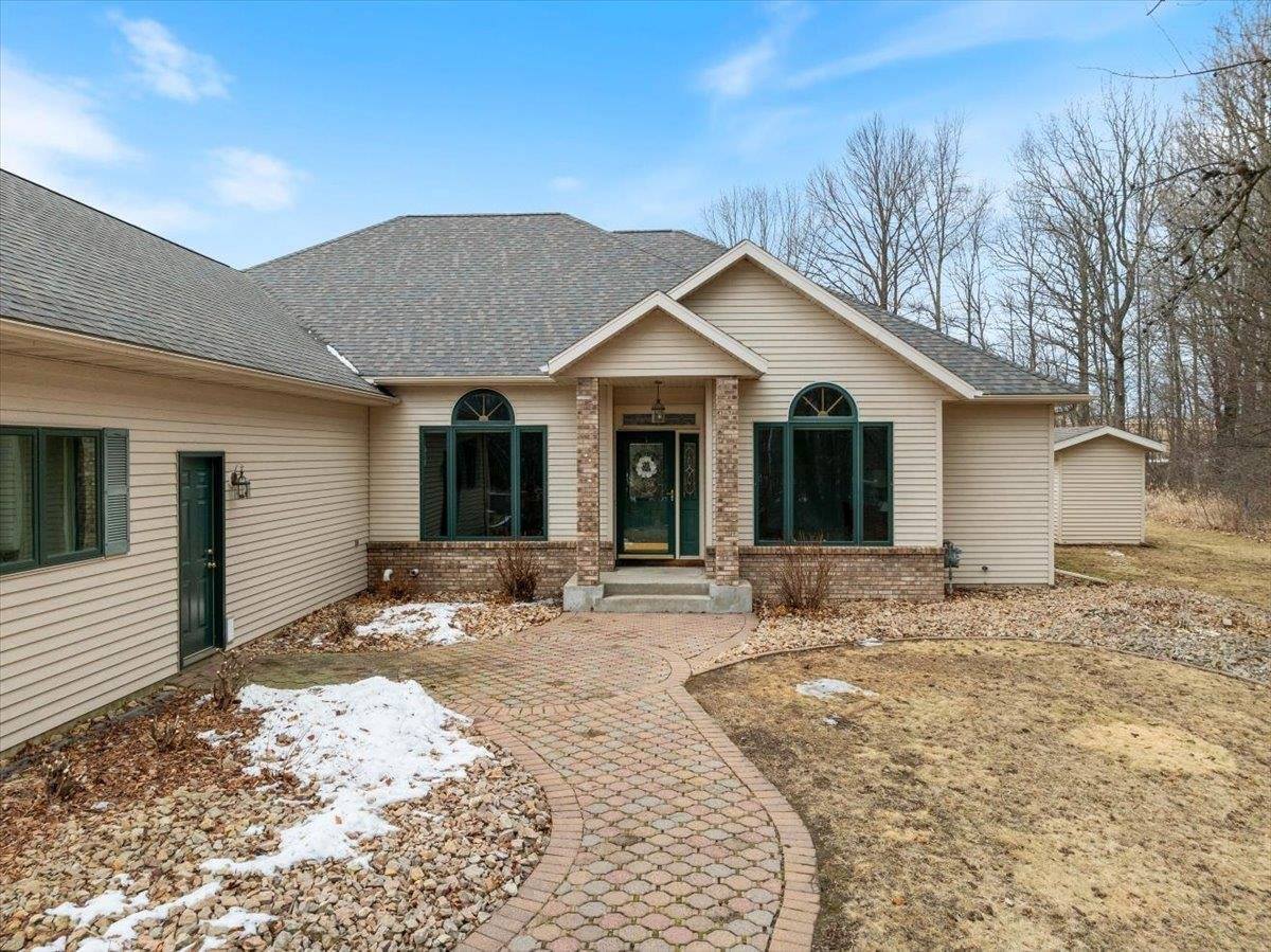 9897 River Edge Drive, Marshfield, WI 54449
