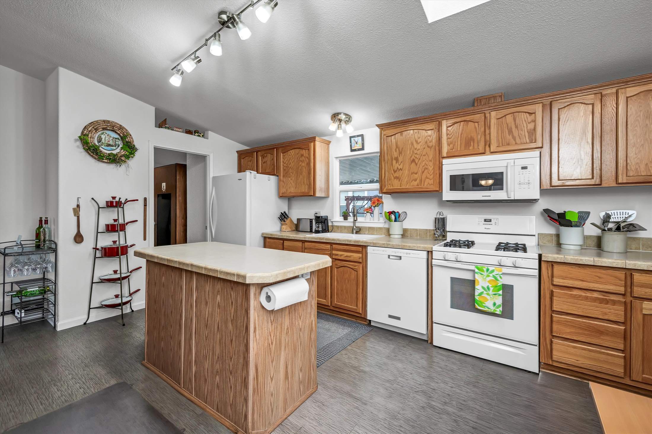 123 Heather Lane, Calistoga, CA 94515