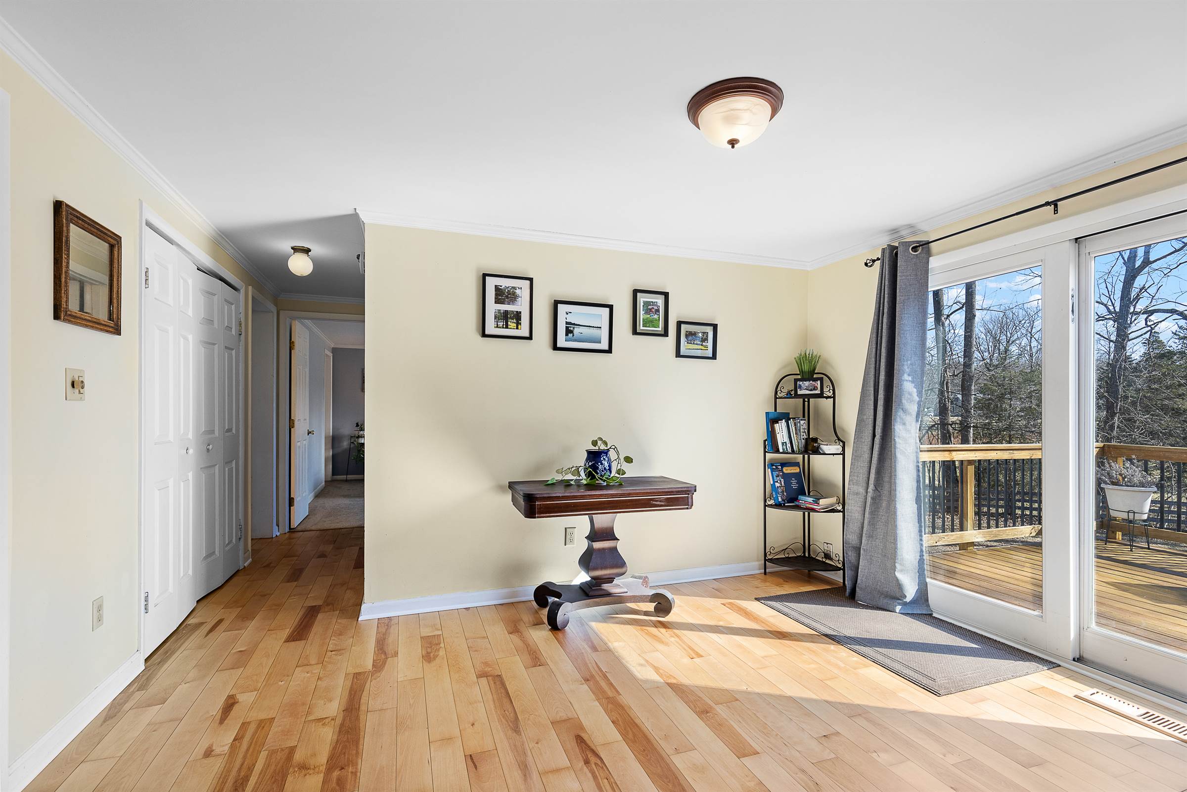 8301 Kines Rd, Warrenton, VA 20187