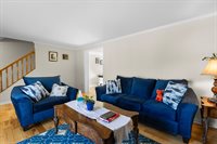 8301 Kines Rd, Warrenton, VA 20187