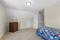 8301 Kines Rd, Warrenton, VA 20187