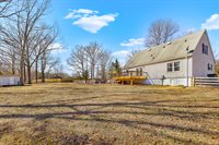 8301 Kines Rd, Warrenton, VA 20187