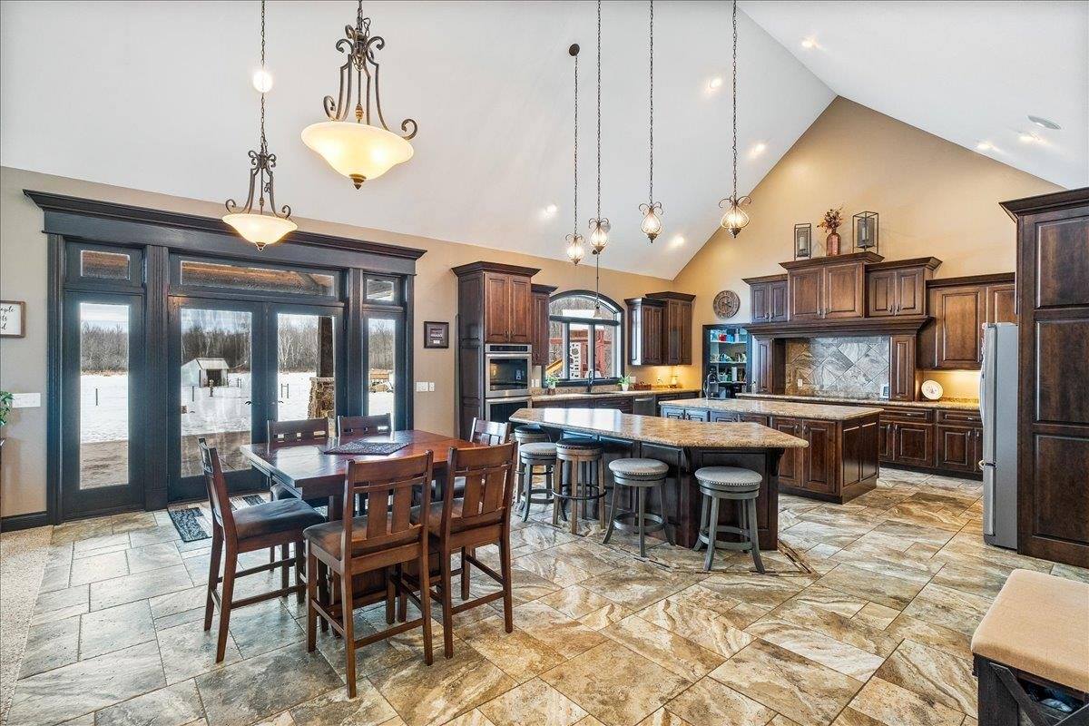 9073 Richfield Drive, Marshfield, WI 54449