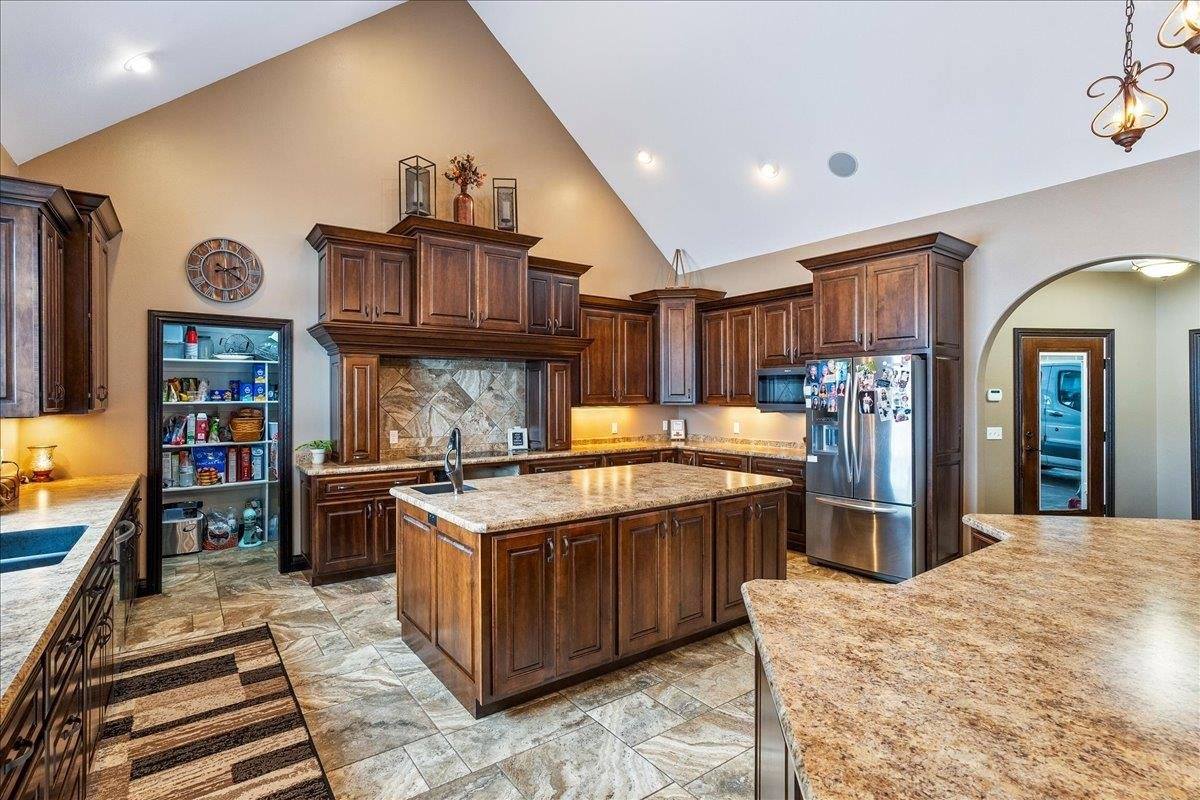 9073 Richfield Drive, Marshfield, WI 54449