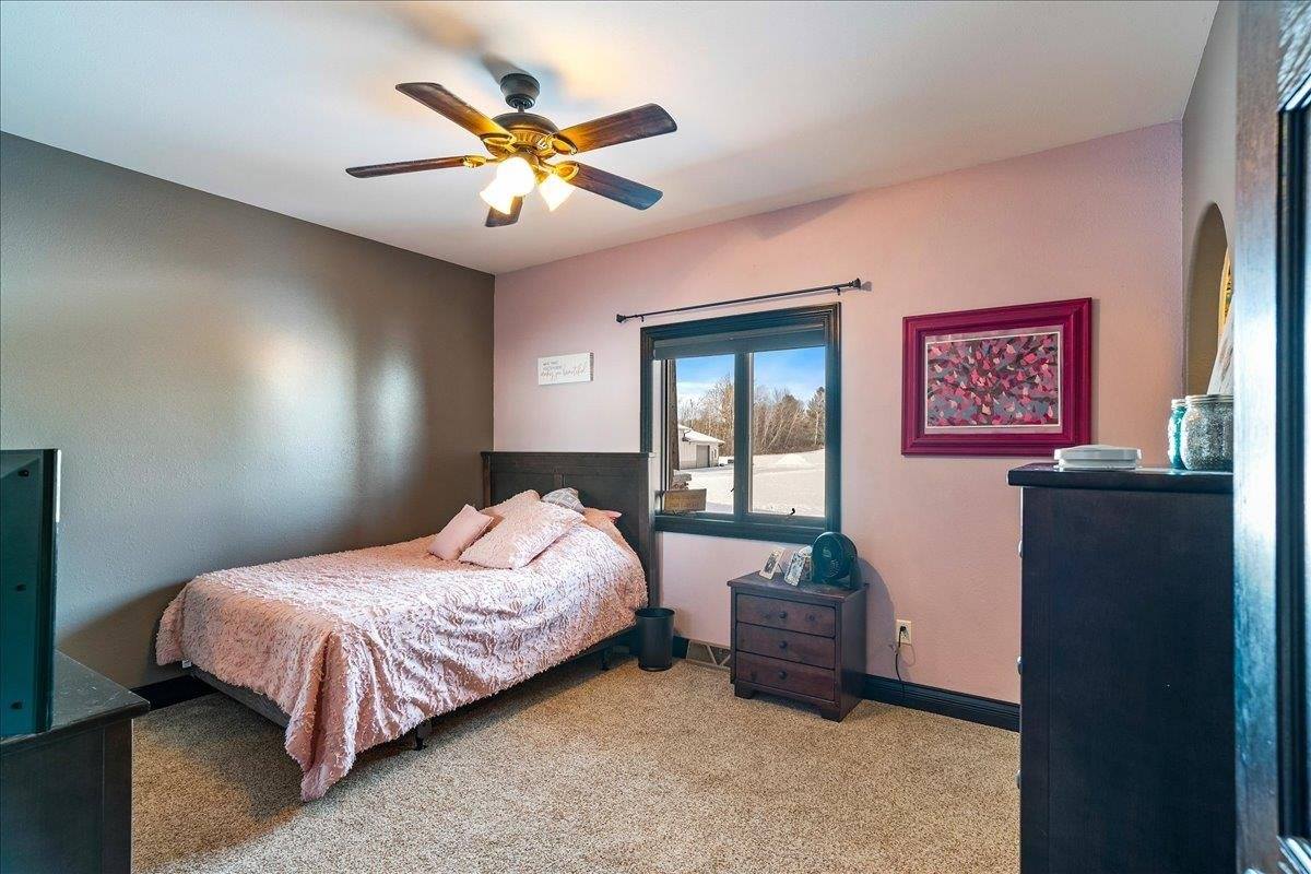 9073 Richfield Drive, Marshfield, WI 54449