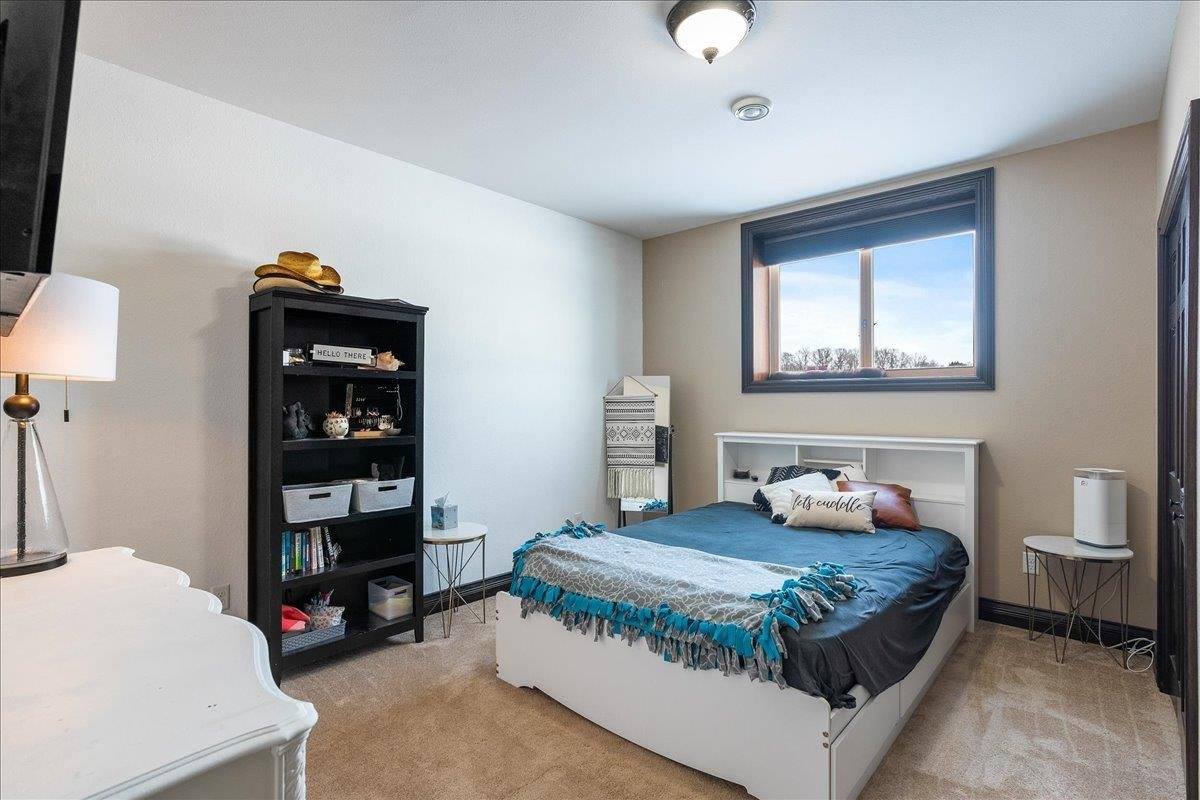 9073 Richfield Drive, Marshfield, WI 54449