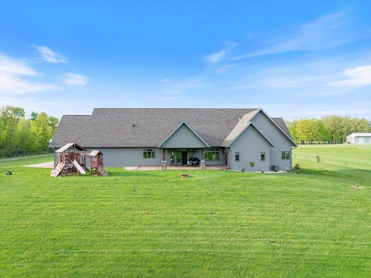 9073 Richfield Drive, Marshfield, WI 54449